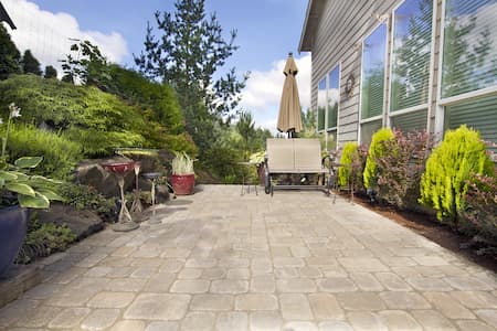 Patio Cleaning Thumbnail